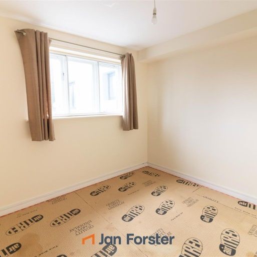 3 Bedroom Maisonette - Photo 1