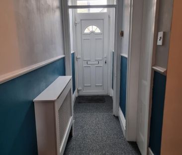 2 bedroom terraced house to rent - Photo 6