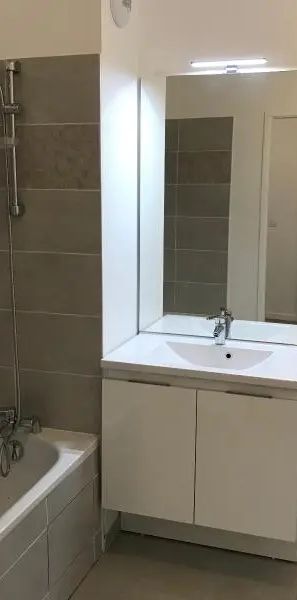 Appartement à louer 3 pièces 60.46m² - Photo 1