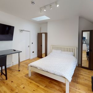 Studio 9, 54 Glasshouse Street, NG1 3LW, NOTTINGHAM - Photo 2