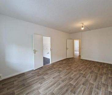 Stilvoll & bequem: 2-Zimmer-Wohnung mit Aufzug und modernem Duschba... - Foto 1