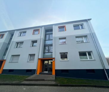 *sanierte Balkonwohnung*energetisch modernisiertes 6-Fam.-Haus* - Photo 1