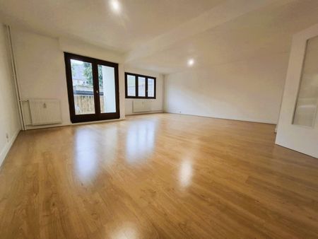 Location Appartement 4 pièces 125m² - Photo 2