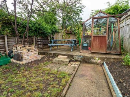 A Fine Houseshare for Rent in Oxford - Photo 2