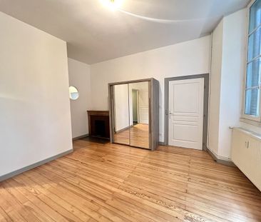 Location Appartement 2 pièces 51m² CHAMBERY 73000 - Photo 4