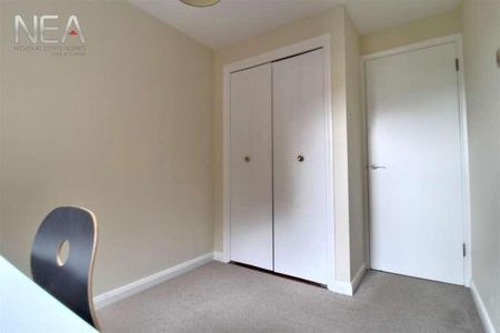 Cardinal Close, Caversham, Reading, RG4 - Photo 5
