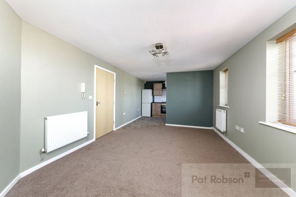 Redgrave Close, Gateshead - Photo 1