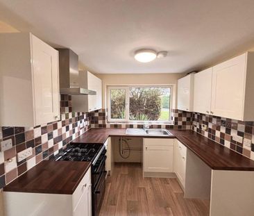 3 bedroom detached house to rent - Photo 6