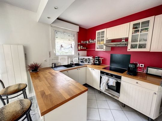 Apartment - Photo 1