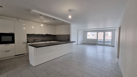 Appartement rénové de 4.5 pièces au 3ème étage - Photo 5