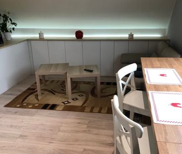 Appartement te huur - Foto 2