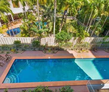 TWO BEDROOM UNIT IN CONVENIENT LOCATION - Photo 2