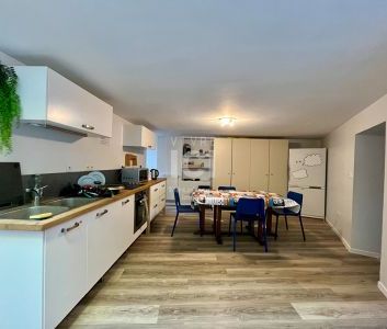 Location Maison 6 pièces 109m² - Photo 3