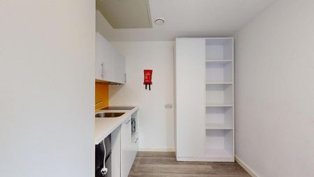 Studio to rent - Photo 5