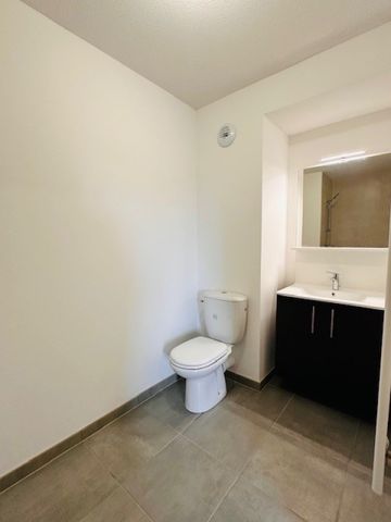 Location Appartement 2 pièces 47m² CENON 33150 - Photo 4
