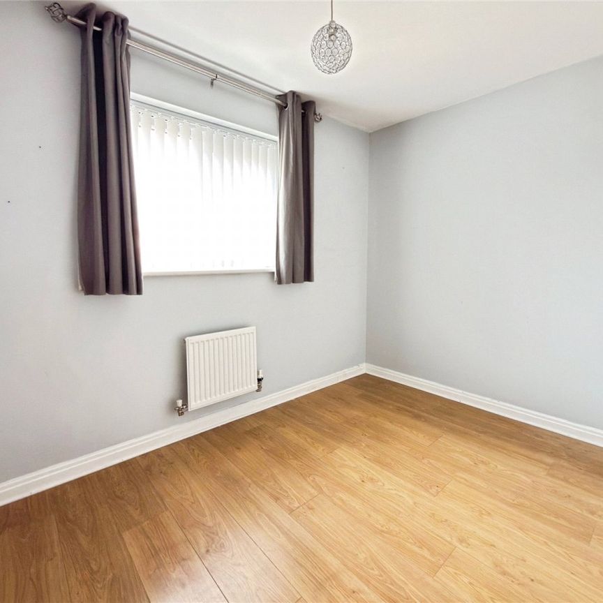 Heathfield Drive, Bootle, Merseyside, L20 - Photo 1