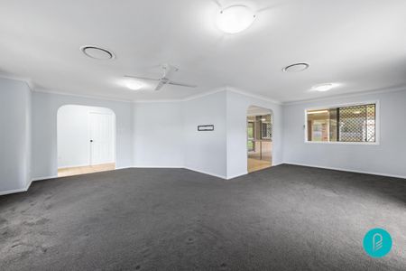 26 Torresian Place, Heritage Park QLD 4118 - House For Rent - $900 | Domain - Photo 4