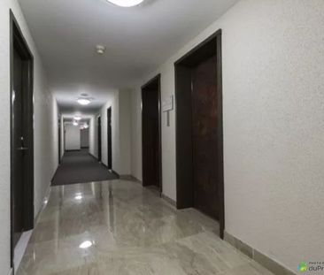 Unité 2 ½ - Complexe du Parc - 85 rue Bowen Nord, Sherbrooke (Fleur... - Photo 2