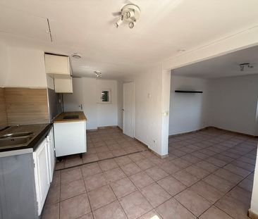 Location Appartement 2 pièces 36m² HYERES 83400 - Photo 2