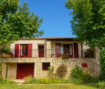 LUYNES CENTRE VILLAGE MAISON 200M² PISCINE PROX IBS - Photo 2