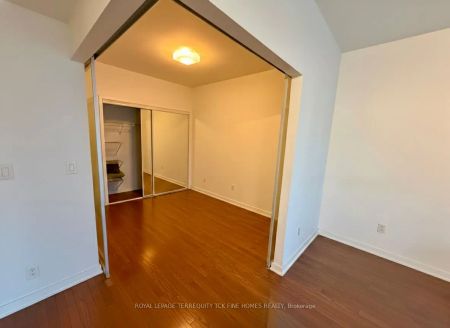 12 York Street #701 - Photo 2