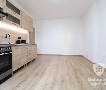 Pronájem bytu 1+kk 22 m² - Photo 1