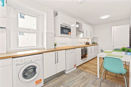 1 bedroom in a house share to rent - Photo 5