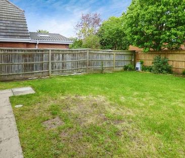 Redwing Close, Stratford-upon-avon, CV37 - Photo 6