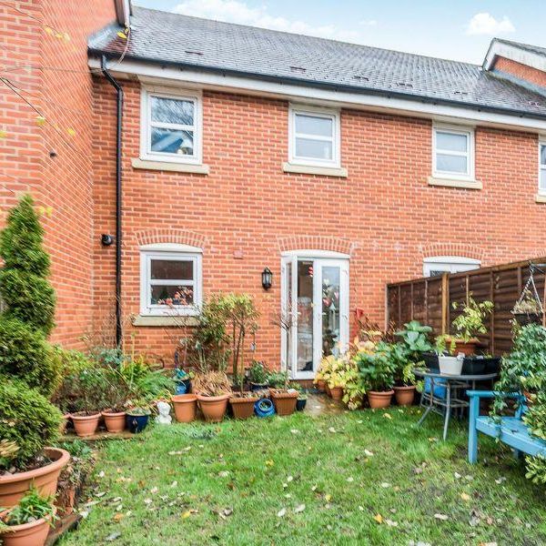 2 bedroom house to rent - Photo 1