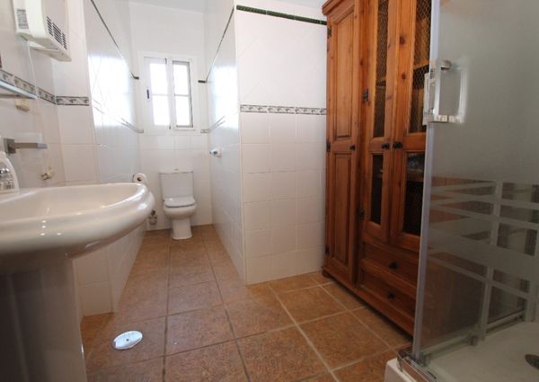 5 bed villa for long term rent, Urb. Ricmar, Marbella