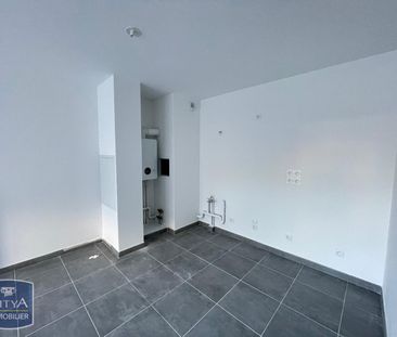 Location Appartement 2 pièces 40m² CARPENTRAS 84200 - Photo 4