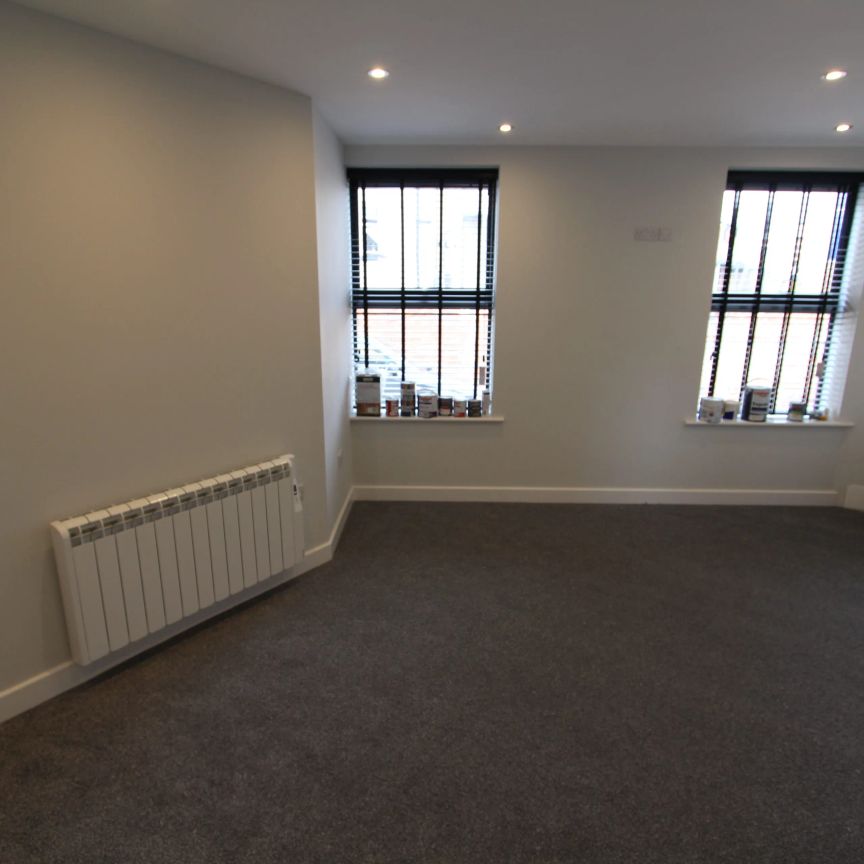 Broomspring Lane, Sheffield, S10 - Photo 1