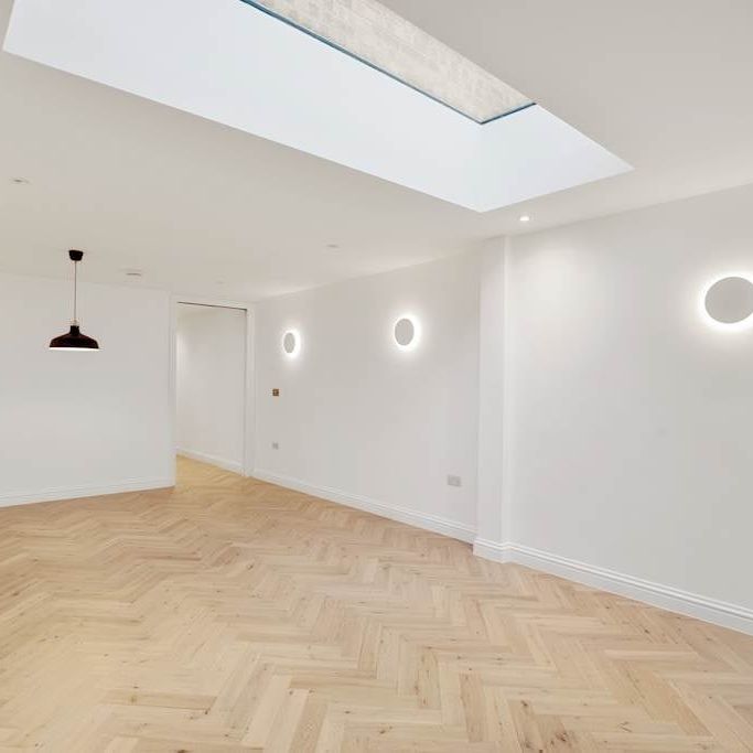 4 Bed Terraced House, Ravensdale Gardens, SE19 - Photo 1