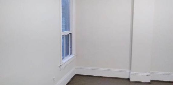 Bright one-bedroom Cabbagetown, $1,750, January 1 - Photo 2