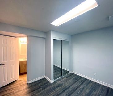 For Lease - 1 ROMAC Drive, Toronto, Ontario - Photo 3