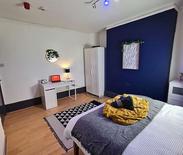 Large Double room - Photo 6