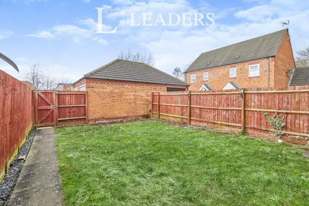 3 bedroom house to rent Thames Way, Hilton, Derby, Derbyshire, DE65 - Photo 3