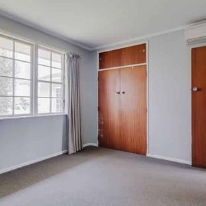 Milson - 4 bedrooms - Photo 2