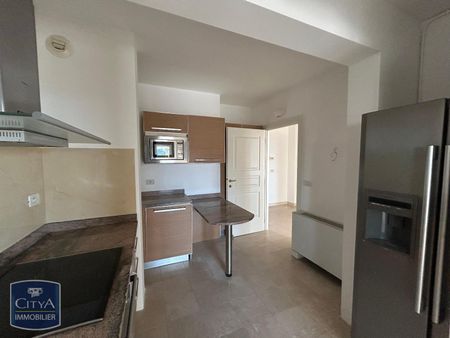 Location Appartement 5 pièces 214m² CANNES 06400 - Photo 4