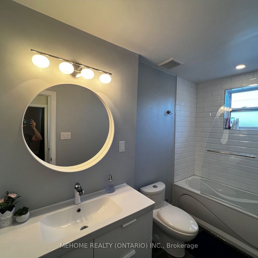 For Lease - 126 Edmonton Drive Unit# Upper, Toronto, Ontario - Photo 1