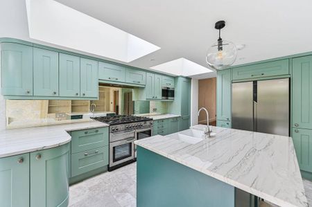 4 bedroom terraced house to rent - Photo 4