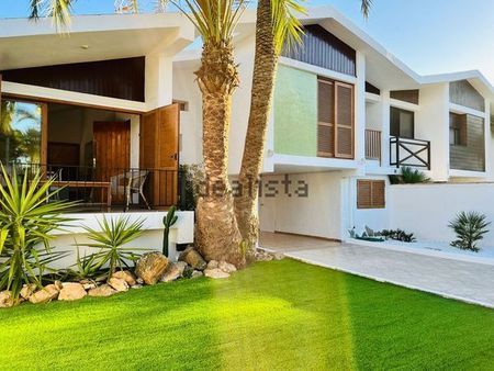 Alquiler de casa o chalet independiente en Avenida Tercera, 13 - Photo 4