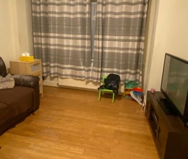 4 Bed Detached House, Pamdevon Road, CR0 - Photo 5