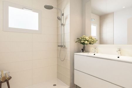 2 Bedroom Apartment For Rent in Cancelada, Málaga - Photo 3