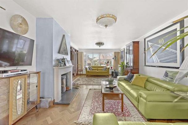 Ravensmere, Epping, CM16 - Photo 1