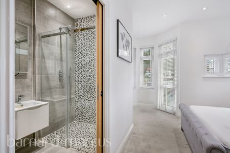 Horn Lane, . - Photo 2