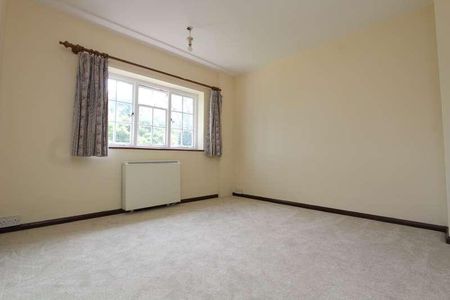 Nursery Cottages, Chithurst Lane, Trotton, Petersfield, GU31 - Photo 5