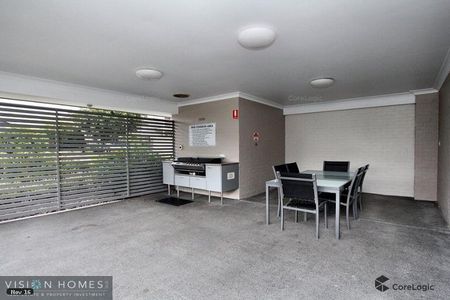 3 Bedroom Townhouse in Westminster Place - Photo 2