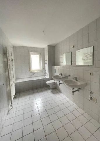 +++ Helle 2 Zimmer-Wohnung mit offener großer Küche +++ - Foto 5