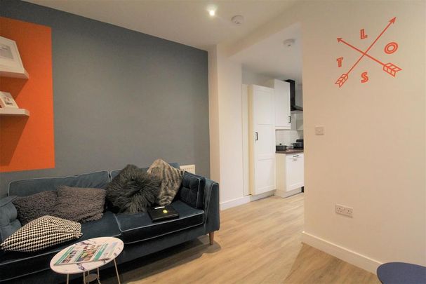 5 bedroom terraced house to rent - Photo 1